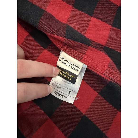 Eddie Bauer Workwear Flannel Shirt - Foreman Fit - Size Small Red Black Button - Picture 8 of 8
